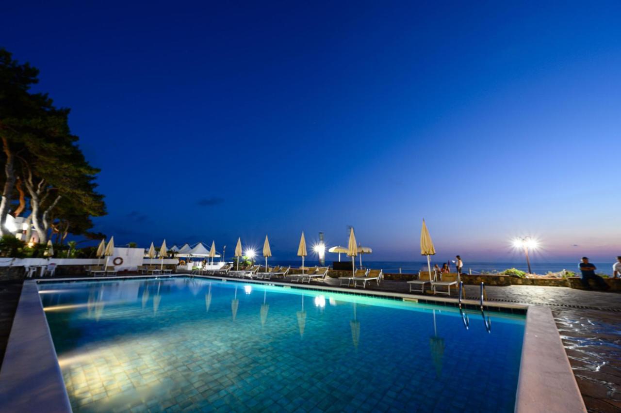 Villaggio Stella Del Sud & Resort ピショッタ エクステリア 写真